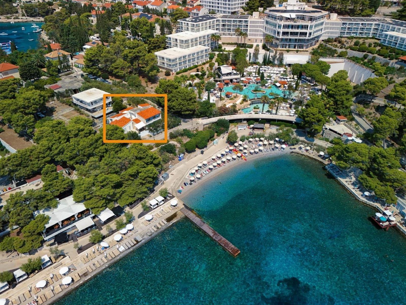 Villa Hosta Apartments Хвар Экстерьер фото